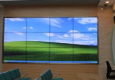 阆中液晶拼接屏的另类用法。